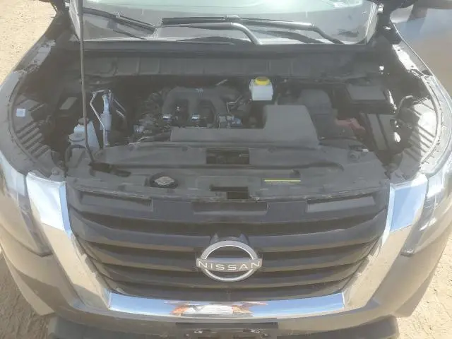 2024 NISSAN PATHFINDER SV  