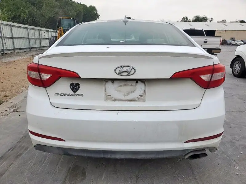 2017 HYUNDAI SONATA SE  