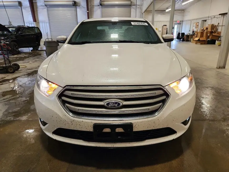 2013 FORD TAURUS SEL  