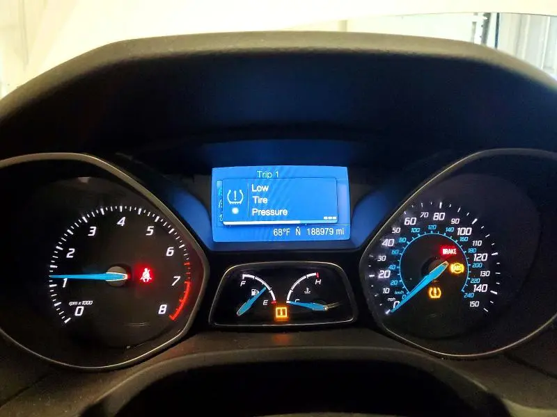 2012 FORD FOCUS SE  