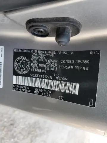 2015 TOYOTA SIENNA LE  
