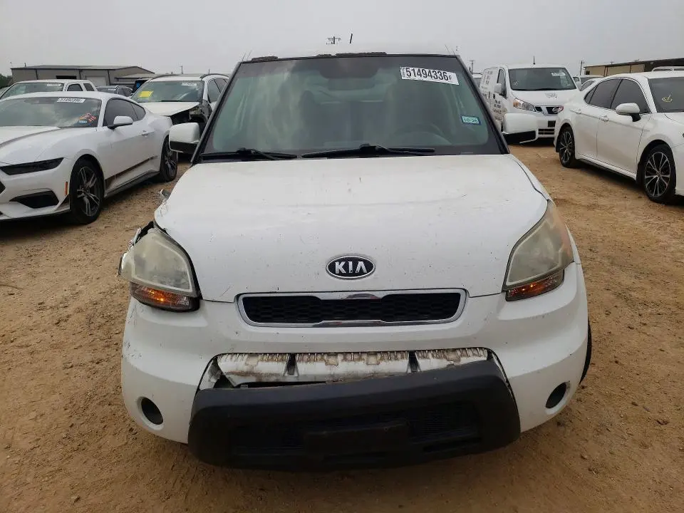 2010 KIA SOUL +  