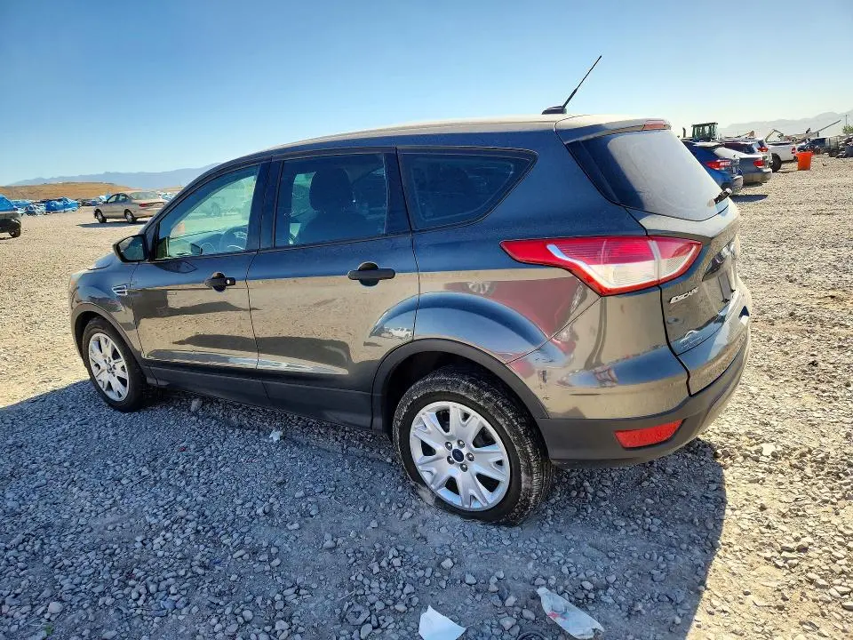 2016 FORD ESCAPE S  