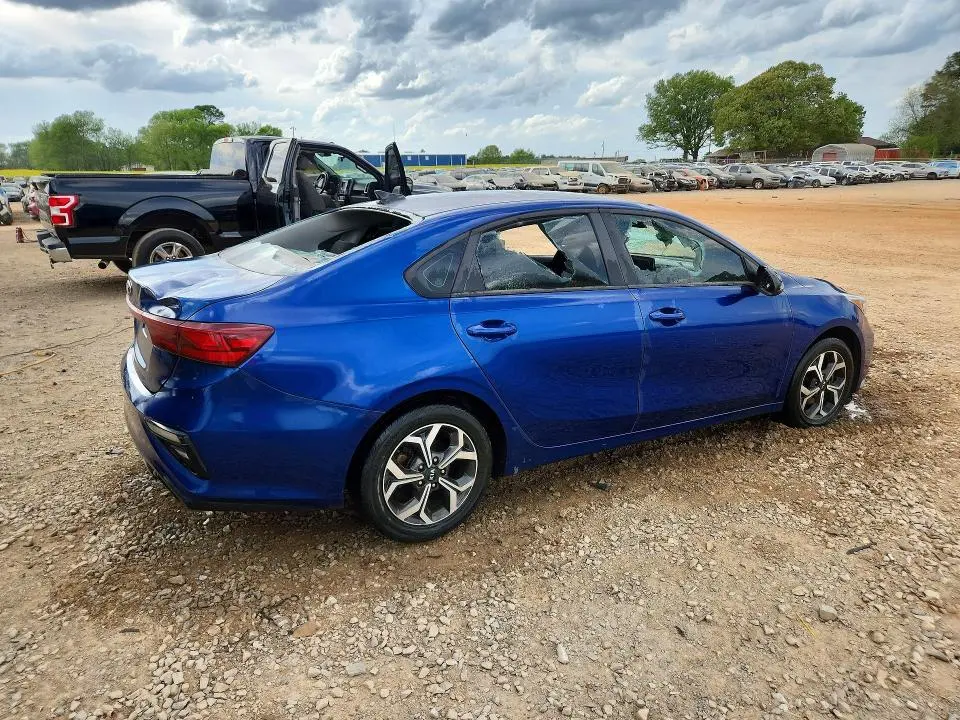 2019 KIA FORTE LXS  