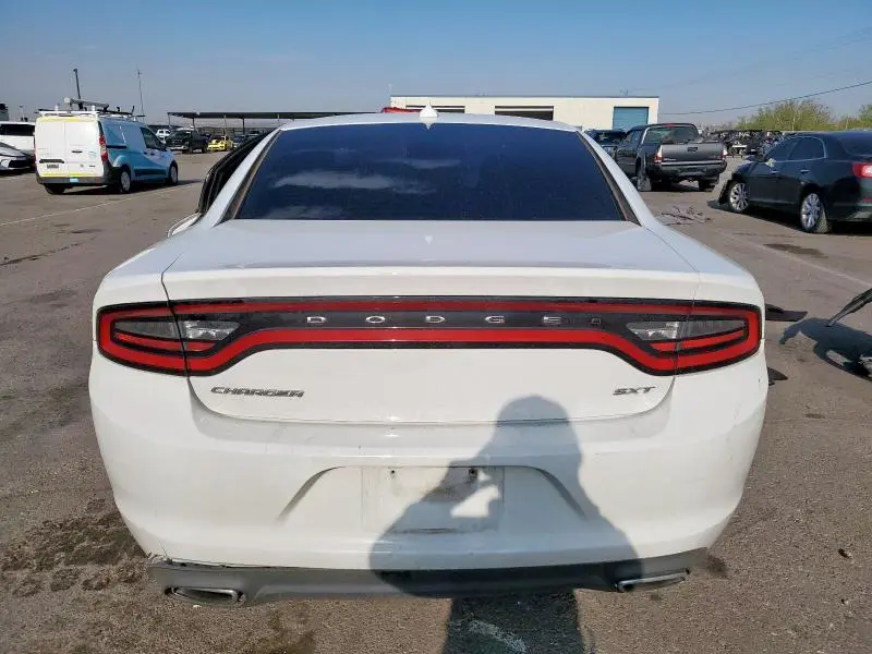 2015 DODGE CHARGER SXT  