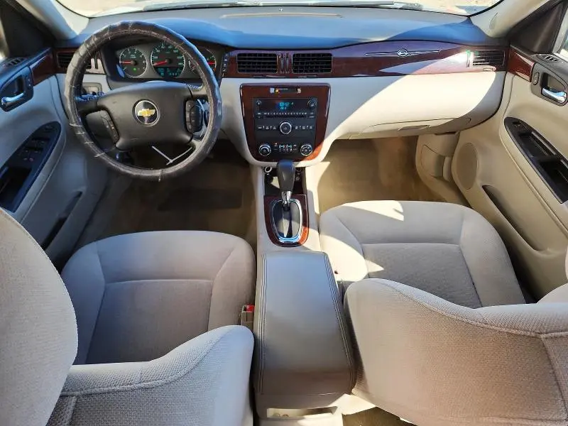 2011 CHEVROLET IMPALA LT  