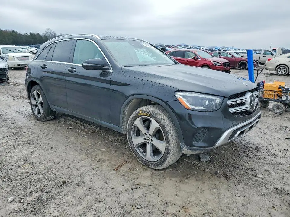 2022 MERCEDES-BENZ GLC 300  