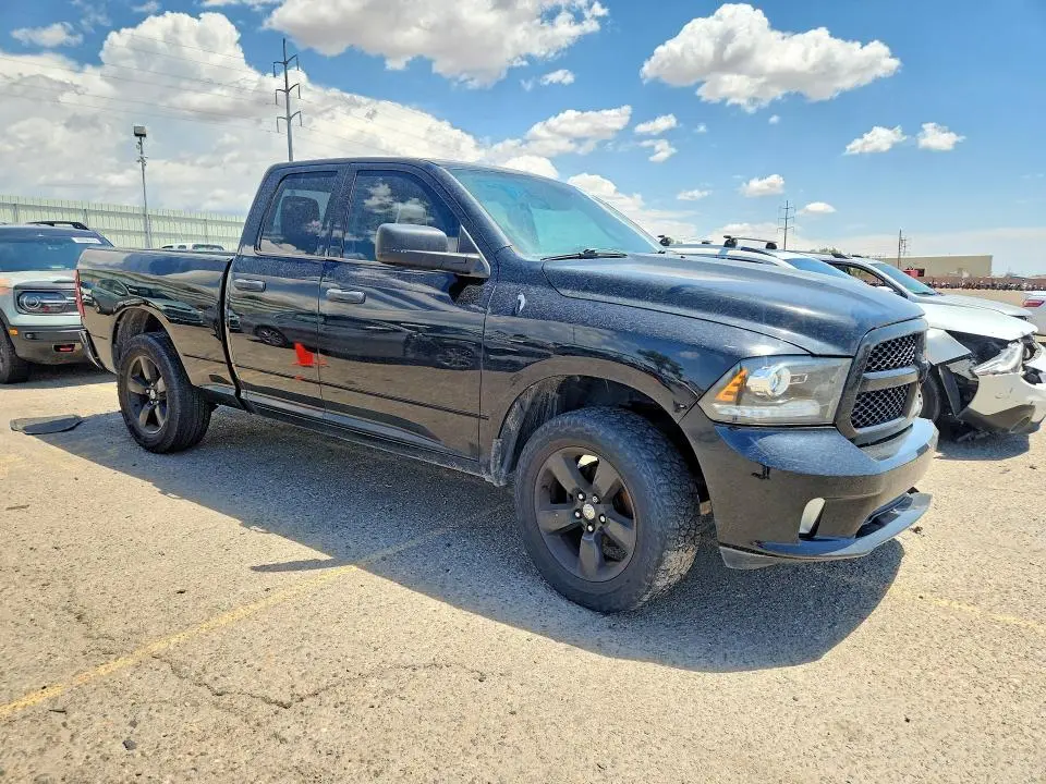 2014 RAM 1500 ST  
