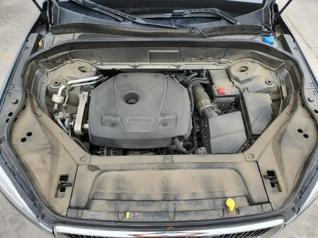 2019 VOLVO XC90 T6 MOMENTUM
