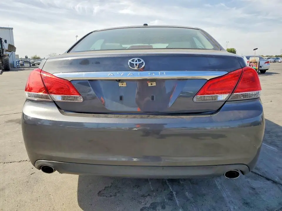 2011 TOYOTA AVALON BASE  