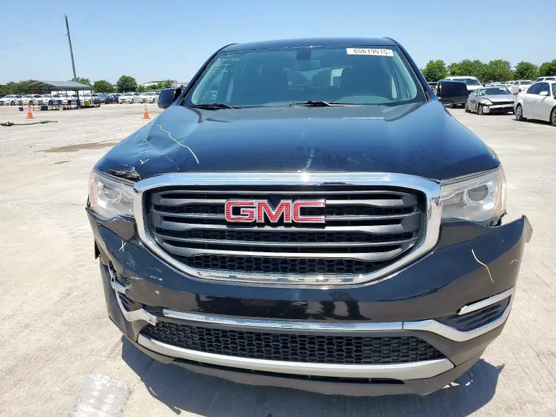 2017 GMC ACADIA SLE  