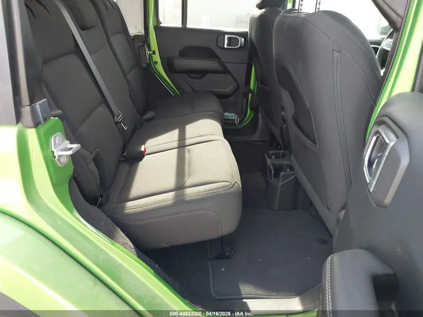 2019 JEEP WRANGLER UNLIMITED SAHARA 4X4