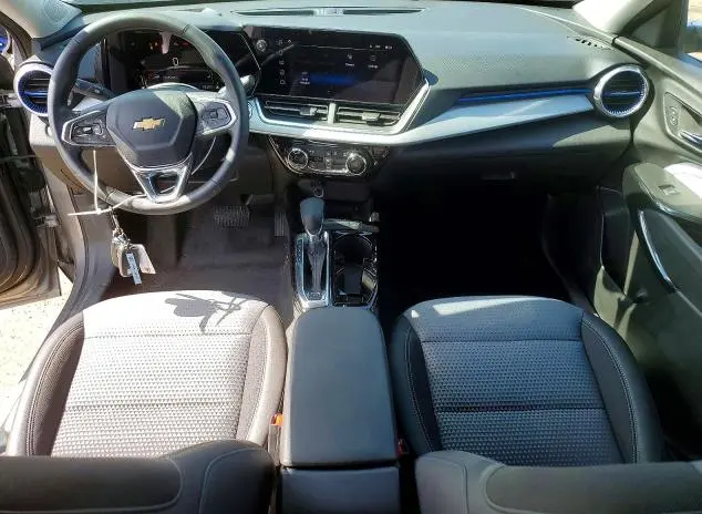2025 CHEVROLET TRAX 1LT  