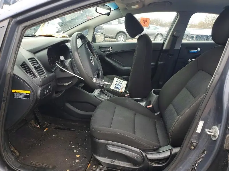 2016 KIA FORTE LX  