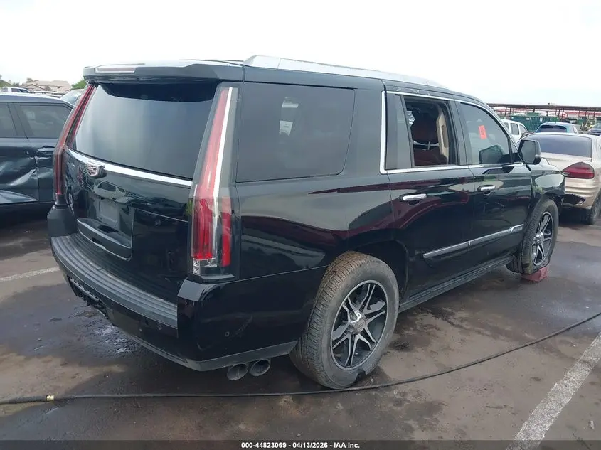 2019 CADILLAC ESCALADE PREMIUM LUXURY