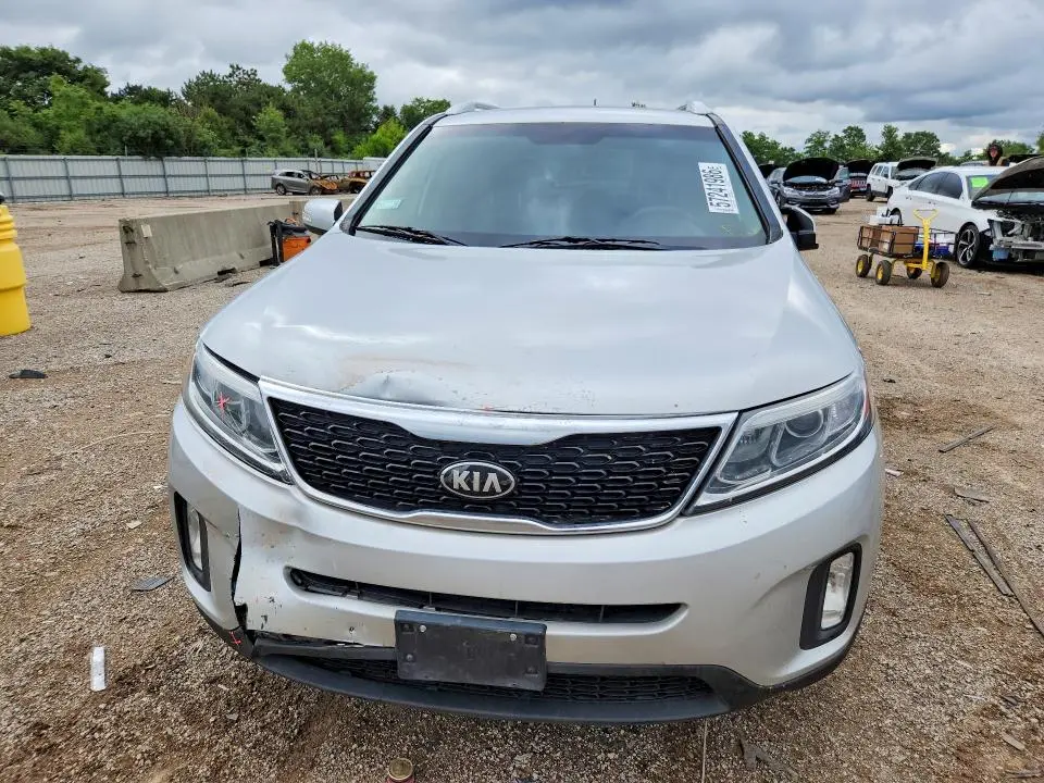 2014 KIA SORENTO LX  
