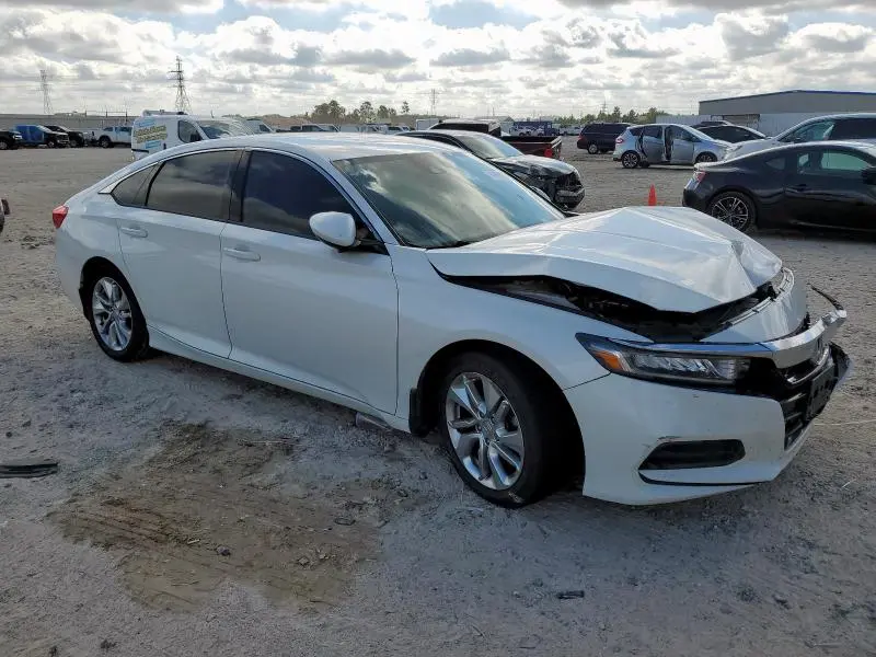 2019 HONDA ACCORD LX  