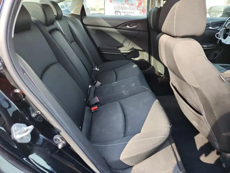 2018 HONDA CIVIC EX  