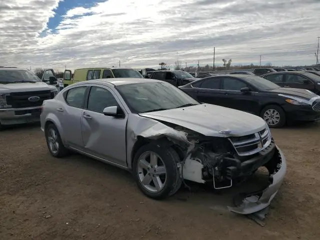 2011 DODGE AVENGER LUX  