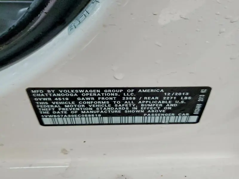 2014 VOLKSWAGEN PASSAT SE  