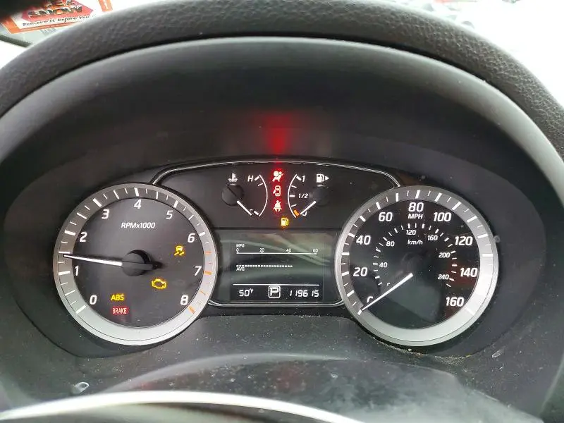 2015 NISSAN SENTRA SV  