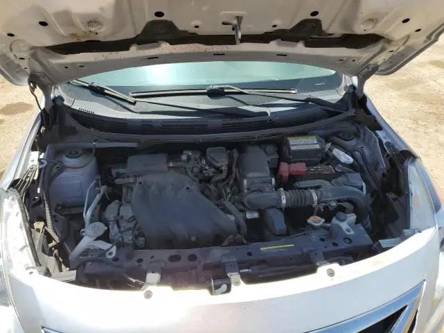 2016 NISSAN VERSA S  