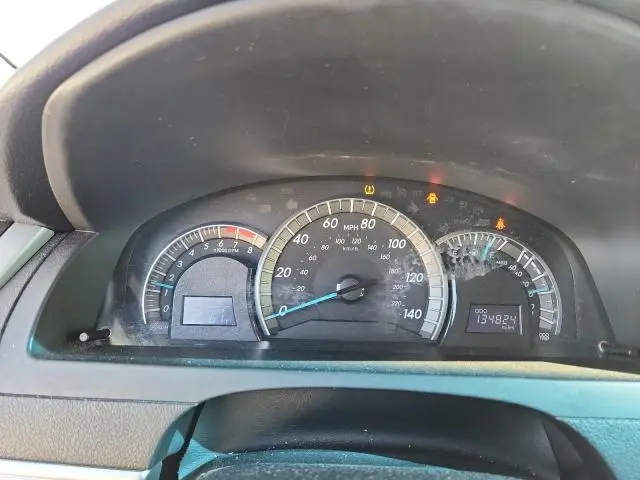 2013 TOYOTA CAMRY SE  