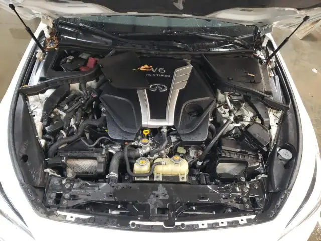 2018 INFINITI Q50 LUXE  