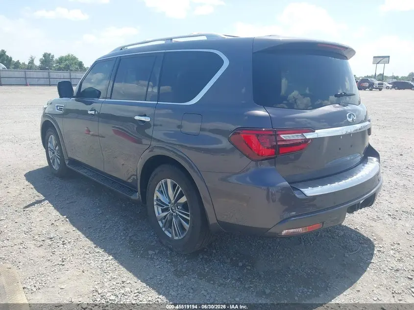 2022 INFINITI QX80 LUXE
