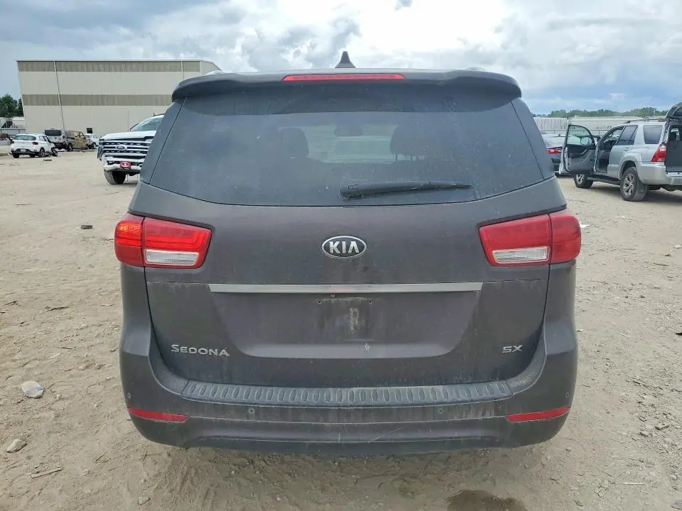 2016 KIA SEDONA SX  