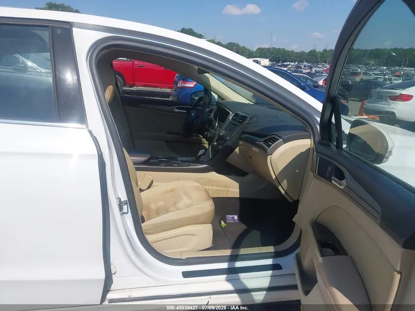 2013 FORD FUSION SE