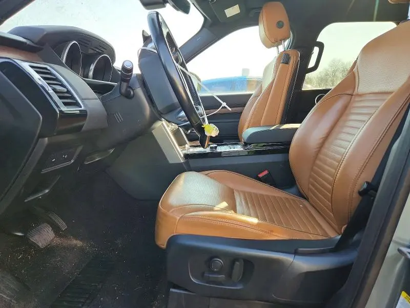 2017 LAND ROVER DISCOVERY HSE  