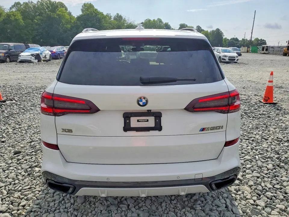 2022 BMW X5 M50I  