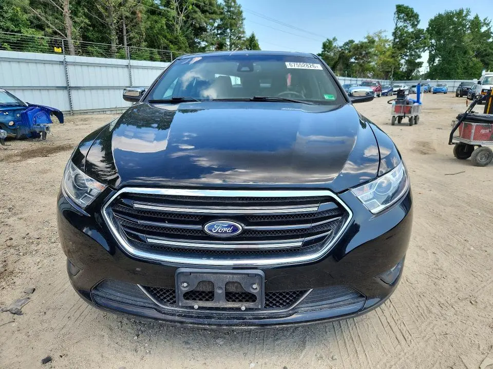 2017 FORD TAURUS LIMITED  