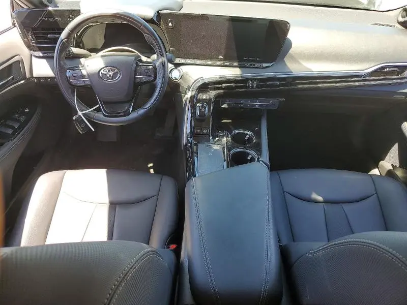 2022 TOYOTA MIRAI XLE  