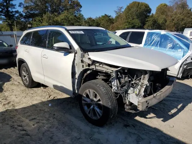 2015 TOYOTA HIGHLANDER XLE  