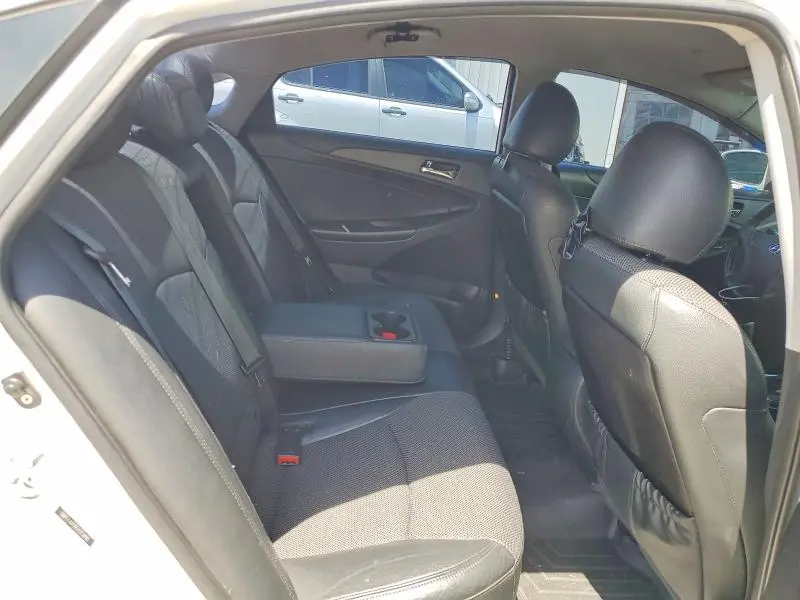 2012 HYUNDAI SONATA SE  