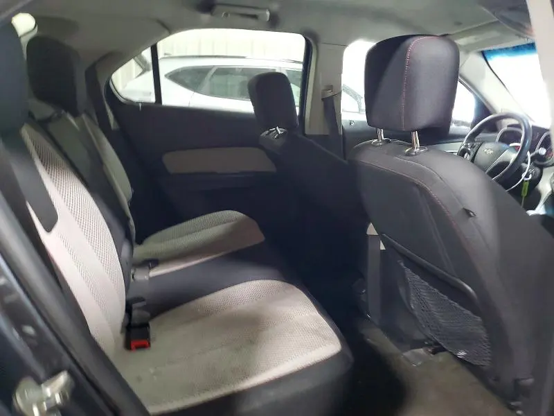 2010 CHEVROLET EQUINOX LT  