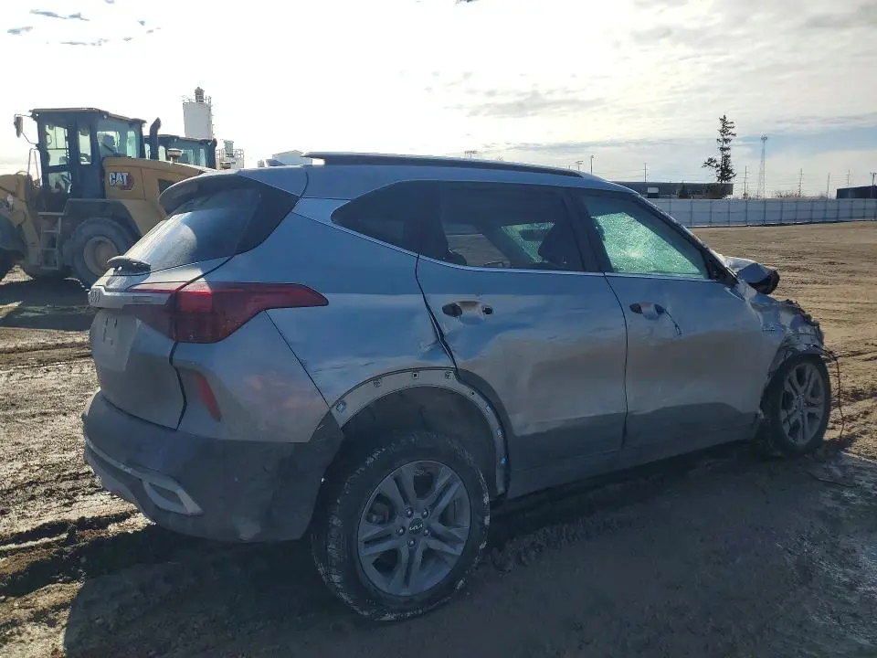 2023 KIA SELTOS S  