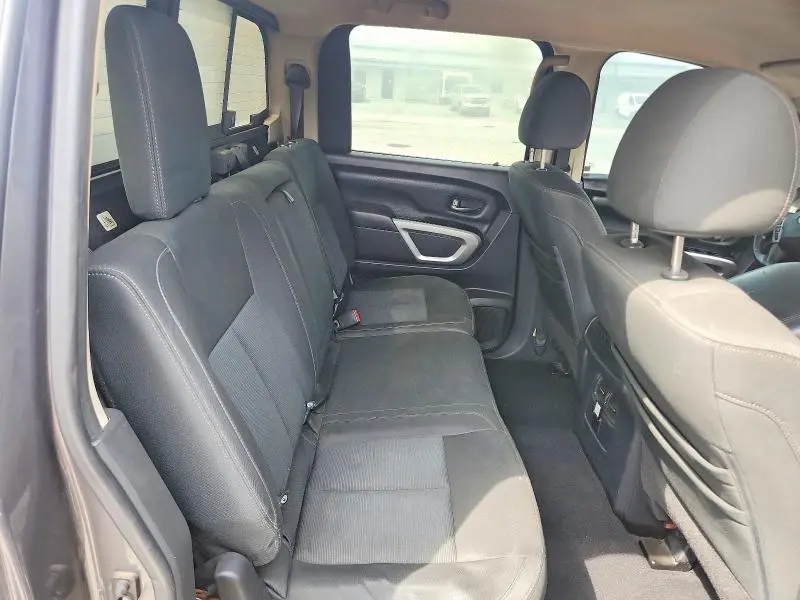 2017 NISSAN TITAN S  