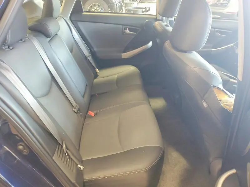 2015 TOYOTA PRIUS FOUR  