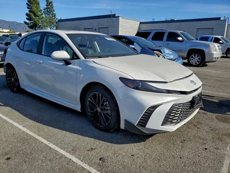 2025 TOYOTA CAMRY XSE  