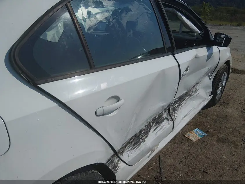 2013 VOLKSWAGEN JETTA 2.0L S