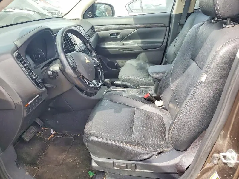 2016 MITSUBISHI OUTLANDER SE  