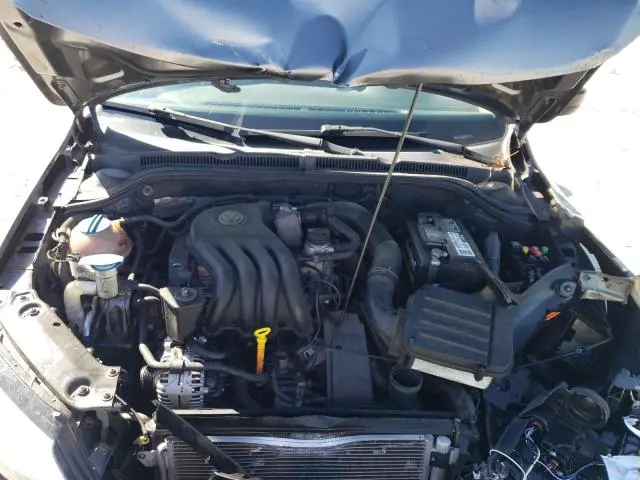 2011 VOLKSWAGEN JETTA BASE  