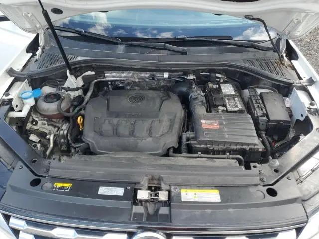2021 VOLKSWAGEN TIGUAN SE  