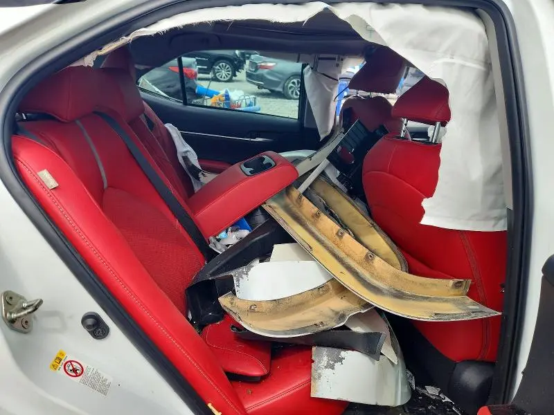 2018 TOYOTA CAMRY XSE  