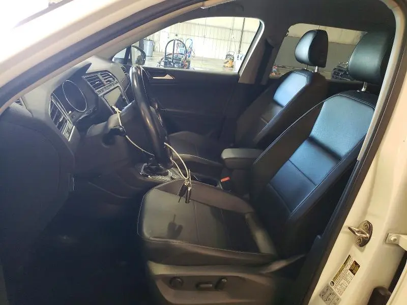 2018 VOLKSWAGEN TIGUAN SE  