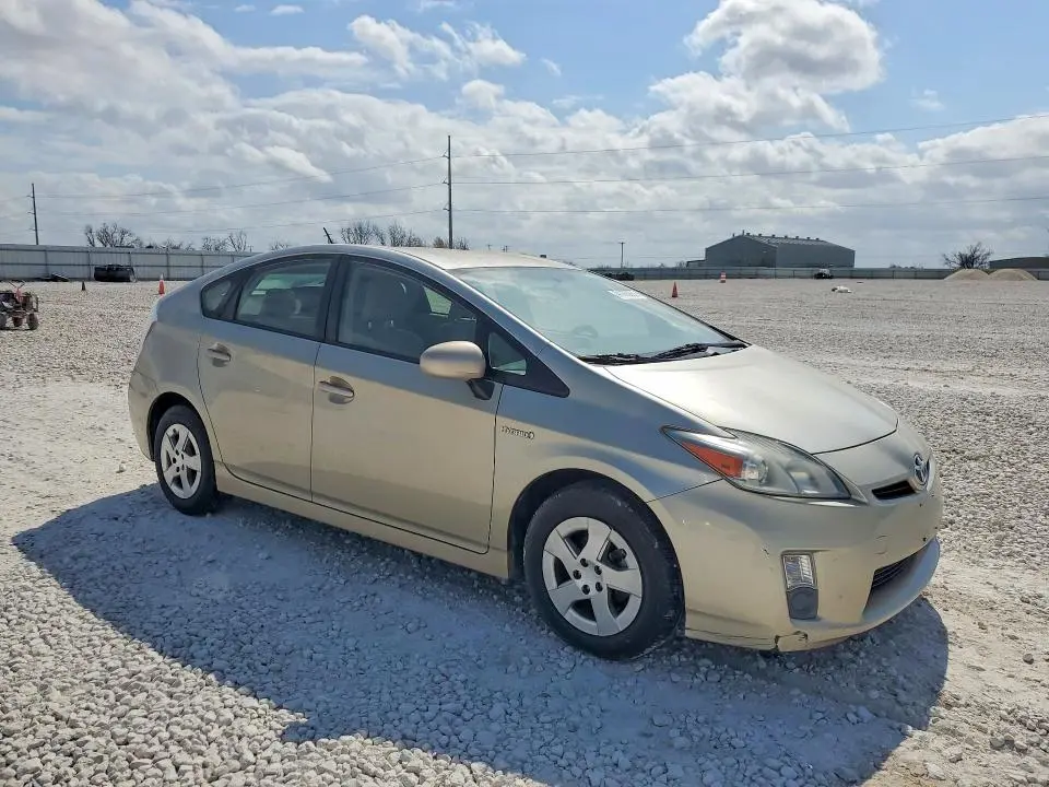 2010 TOYOTA PRIUS II  