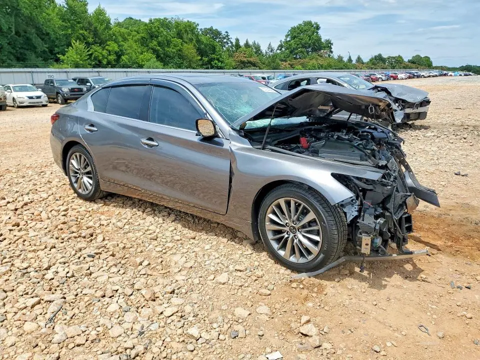 2022 INFINITI Q50 LUXE  